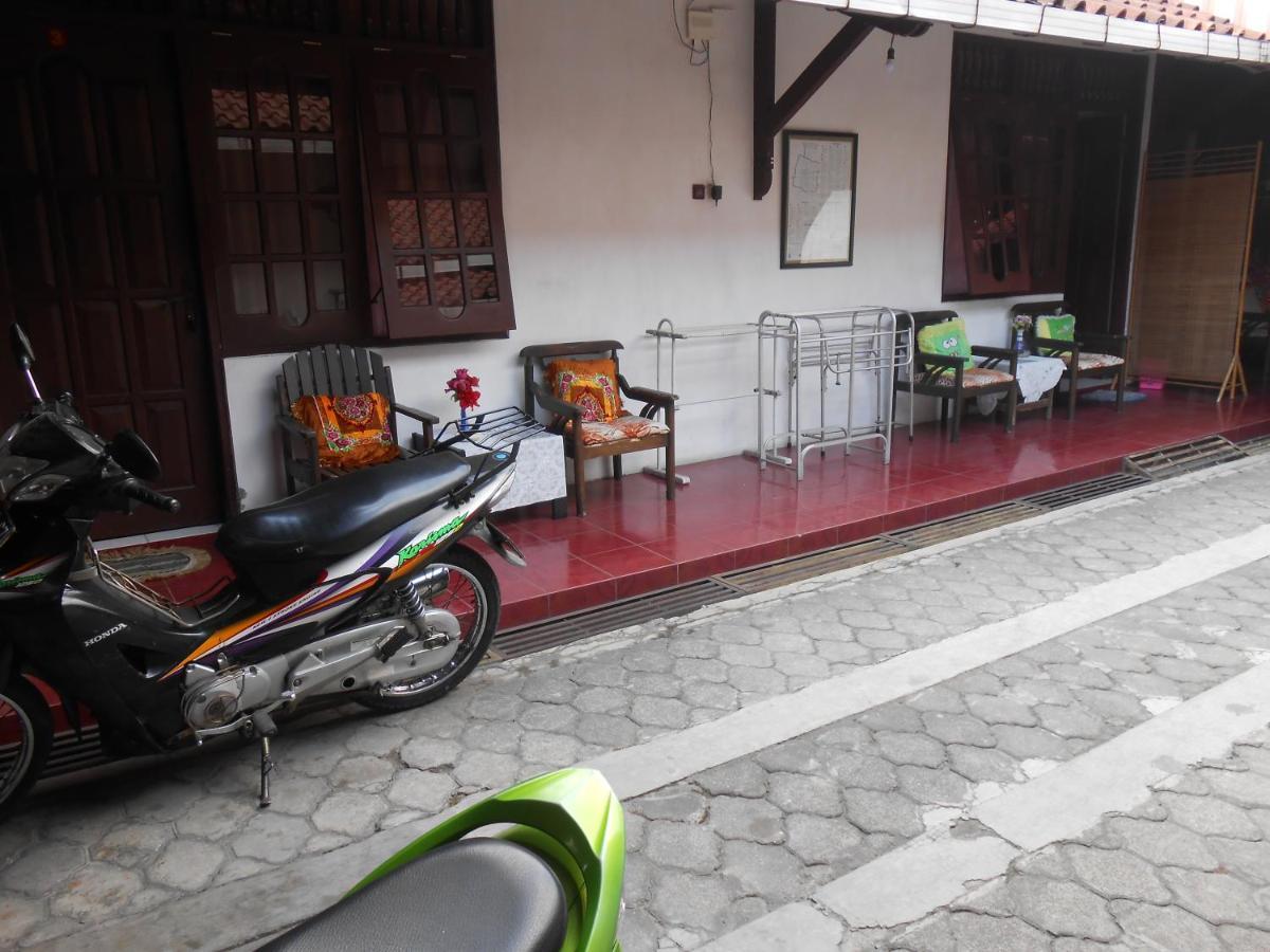 Fortuna Guest House Yogyakarta Exteriér fotografie