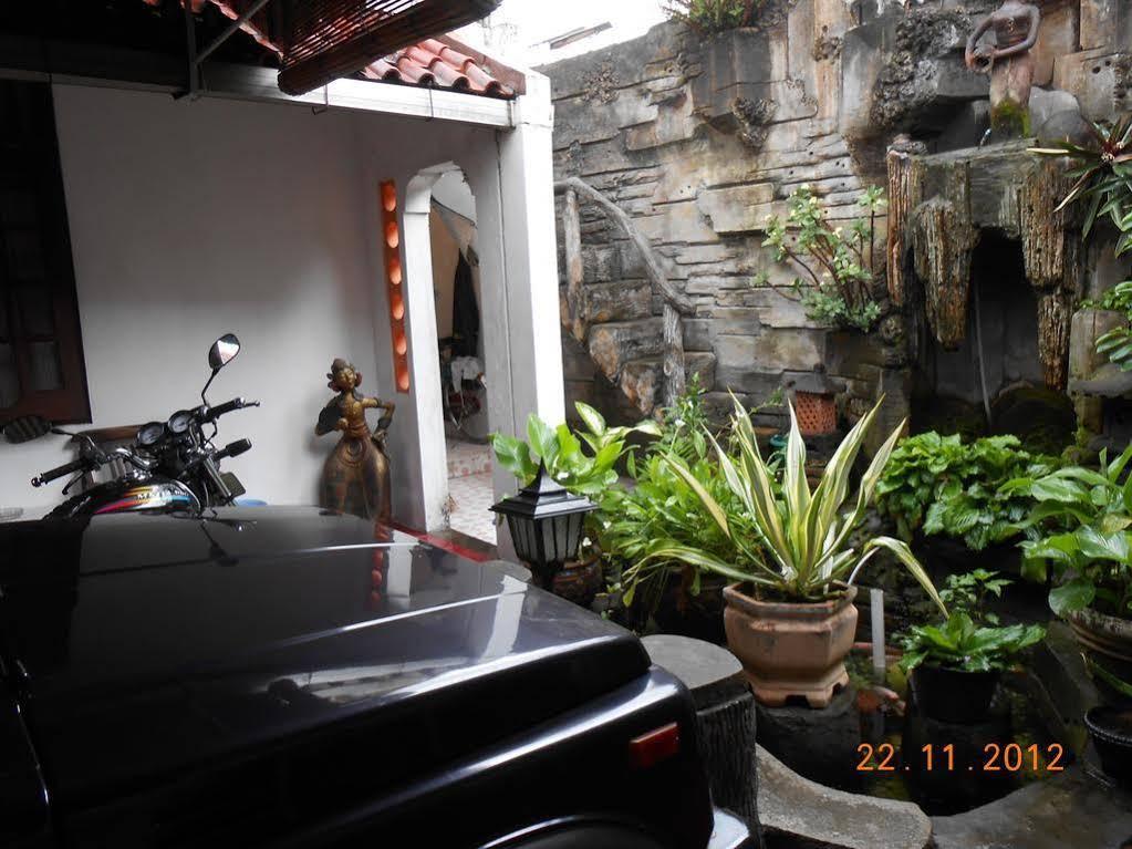 Fortuna Guest House Yogyakarta Exteriér fotografie